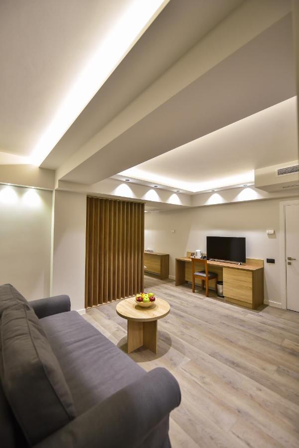 Baron Boutique Hotel Yerevan Exterior photo